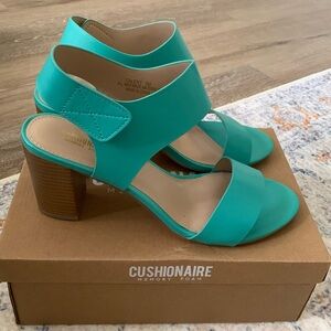 Vegan cushionaire memory foam turquoise sandals